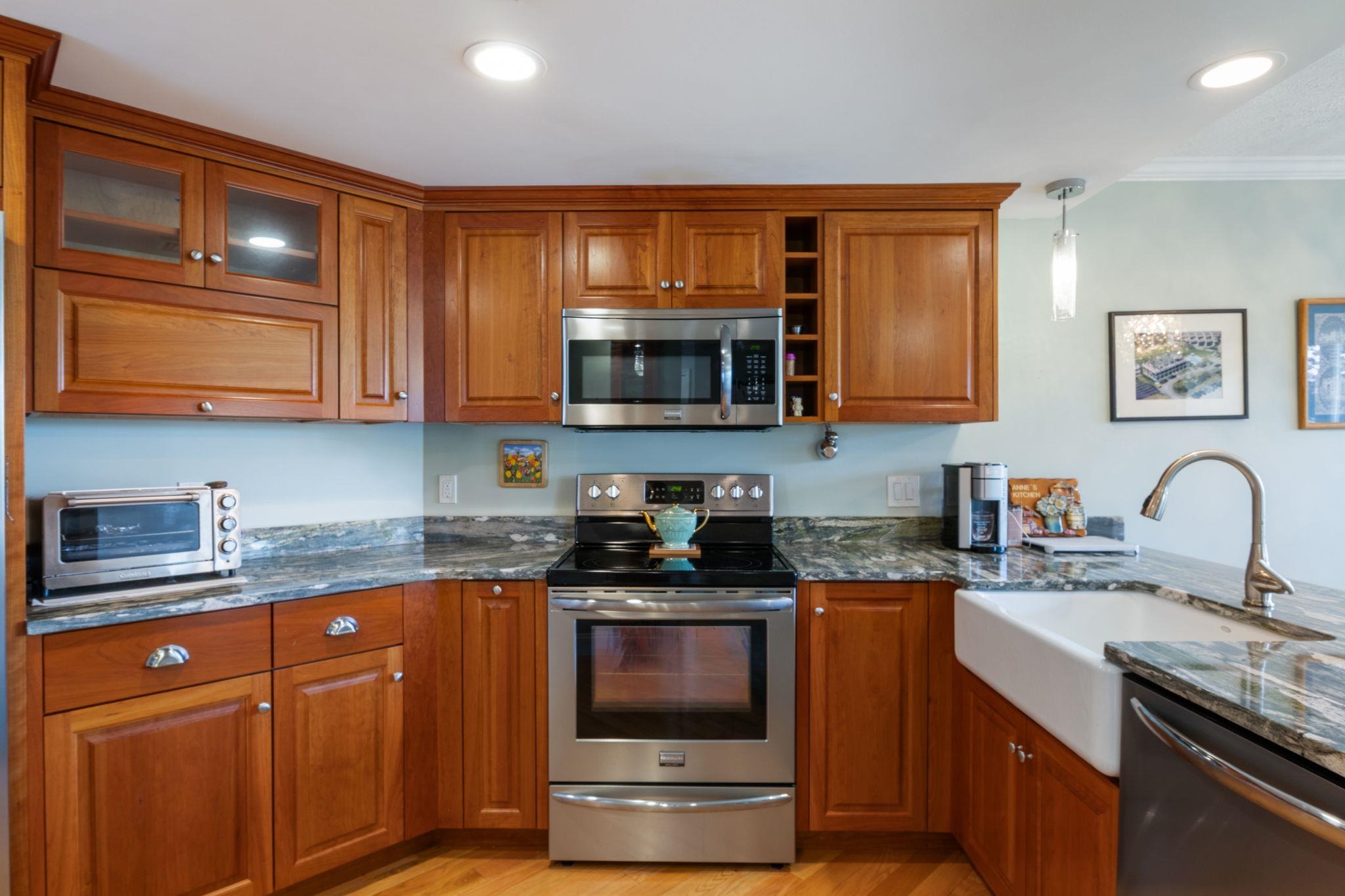 939 Ocean Boulevard, Unit 6 Hampton, NH 03842 - Photo 11 of 37