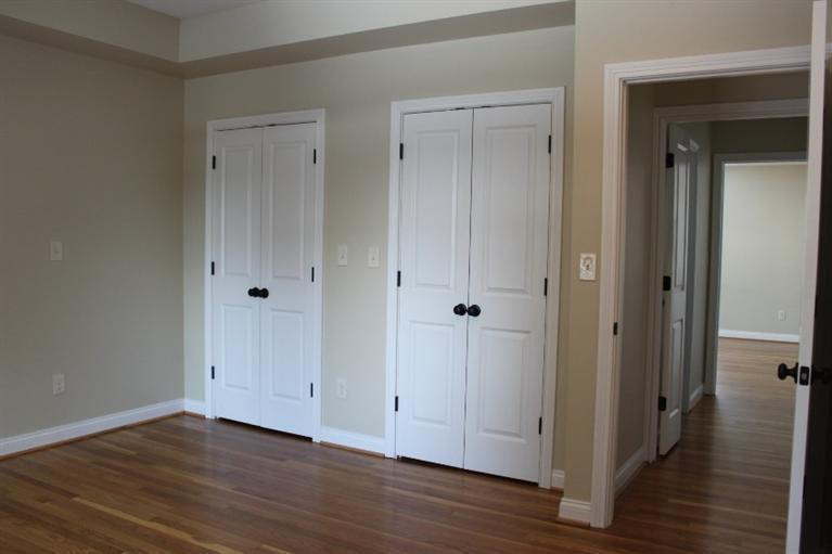 1228 Tates Creek Road Lexington, KY 40502 - Photo 17 of 41 Photo 17