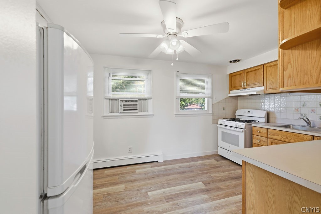 210 Floradale Road Liverpool, NY 13088 - Photo 8 of 38