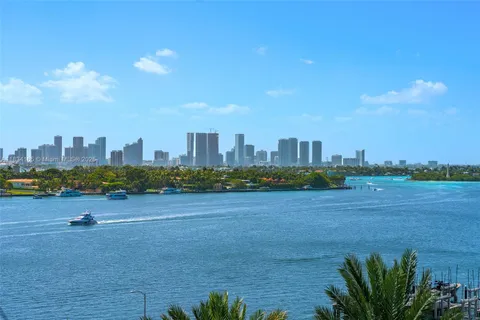 $6,500,000 | 450 Alton Road, Unit 901902, Miami Beach, FL 33139