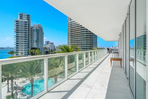$6,500,000 | 450 Alton Road, Unit 901902, Miami Beach, FL 33139