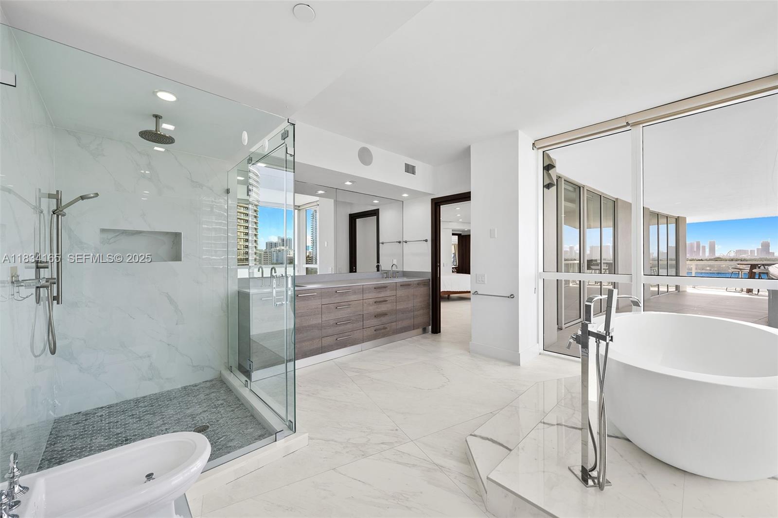 450 Alton Road, Unit 901902 Miami Beach, FL 33139 - Photo 52 of 100