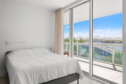 $6,500,000 | 450 Alton Road, Unit 901902, Miami Beach, FL 33139