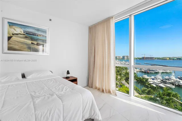 $6,500,000 | 450 Alton Road, Unit 901902, Miami Beach, FL 33139