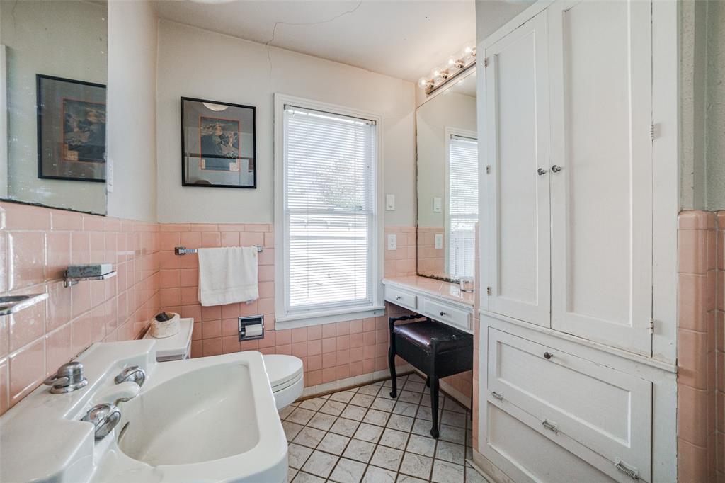 6423 Velasco Avenue Dallas, TX 75214 - Photo 20 of 26