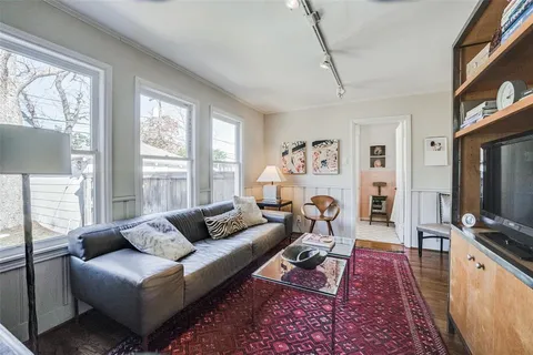 $849,900 | 6423 Velasco Avenue, Dallas, TX 75214