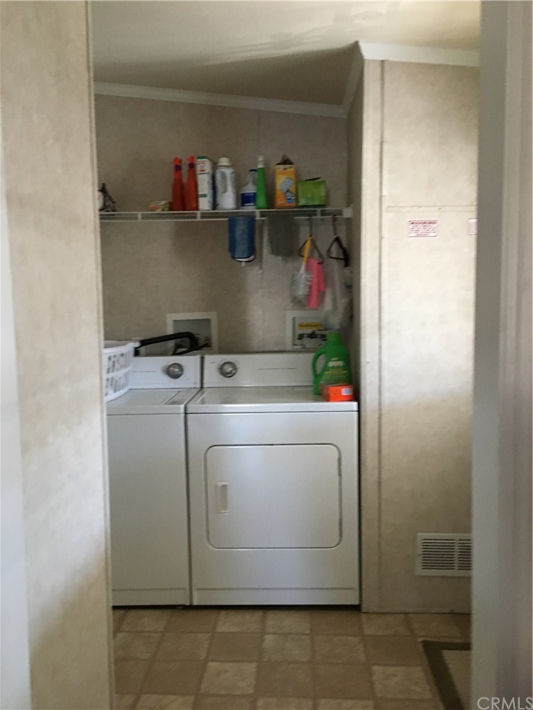 8651 Foothill Rancho Cucamonga Ca, Unit 22 Rancho Cucamonga, CA 91730 - Photo 10 of 11