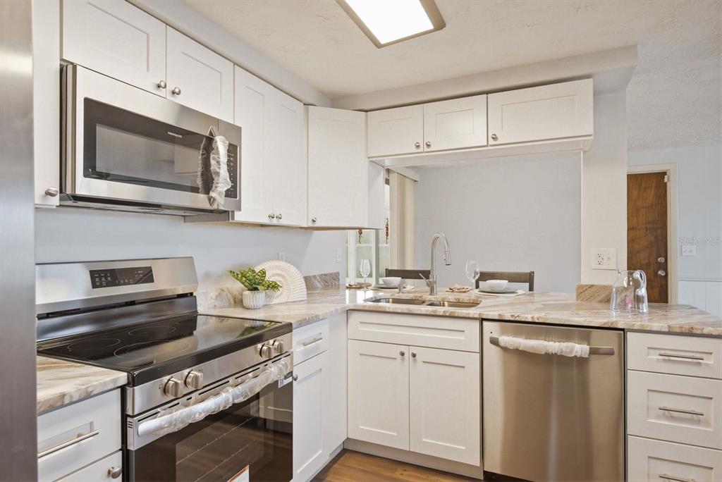 3551 Darlington Road Holiday, FL 34691 - Photo 5 of 31 Gallery Image 5