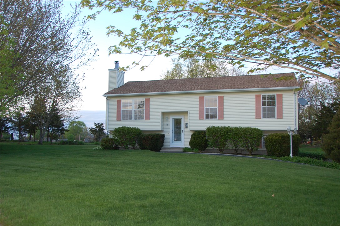 3 Rosemount Lane Westerly, RI 02891 - Photo 1 of 25 Gallery Image 1