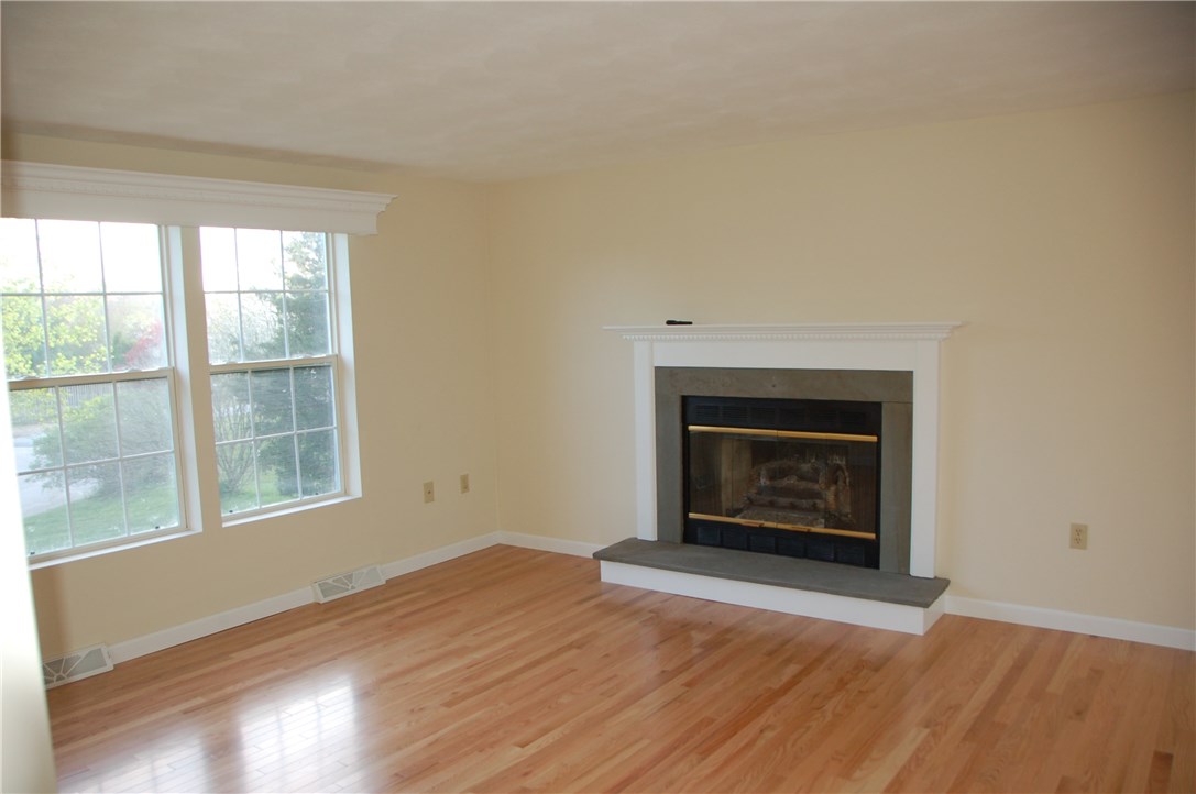 3 Rosemount Lane Westerly, RI 02891 - Photo 12 of 25 Gallery Image 12