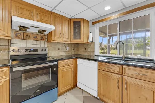 $3,400 | 12145 Begonia Way, Unit 12145, Cooper City, FL 33026