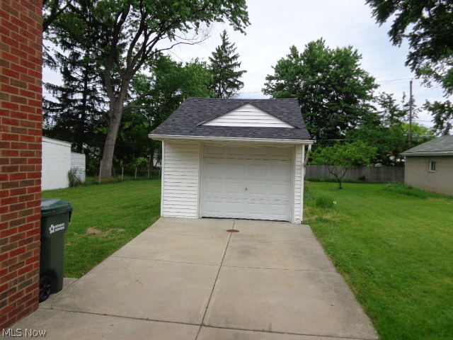 8116 Snow Road Parma, OH 44129 - Photo 2 of 16 Garage