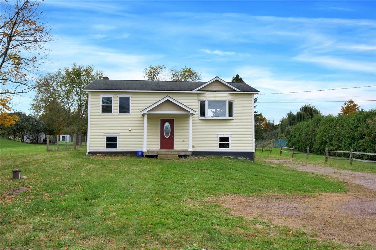 139 Ferry Road South Hero, VT 05486 - Photo 26 of 36 Gallery Image 26