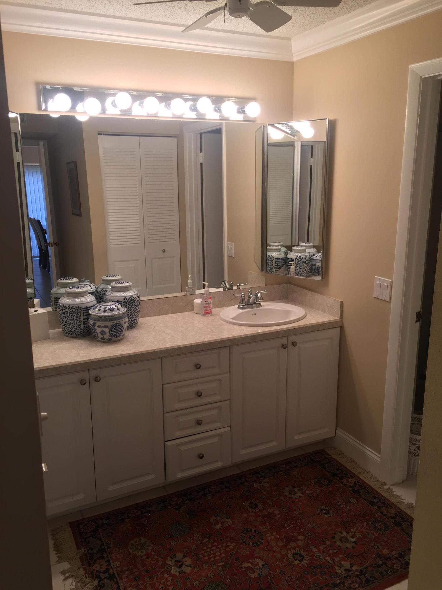 21668 Arriba Real A Boca Raton, FL 33433 - Photo 7 of 13 IMG_2575
