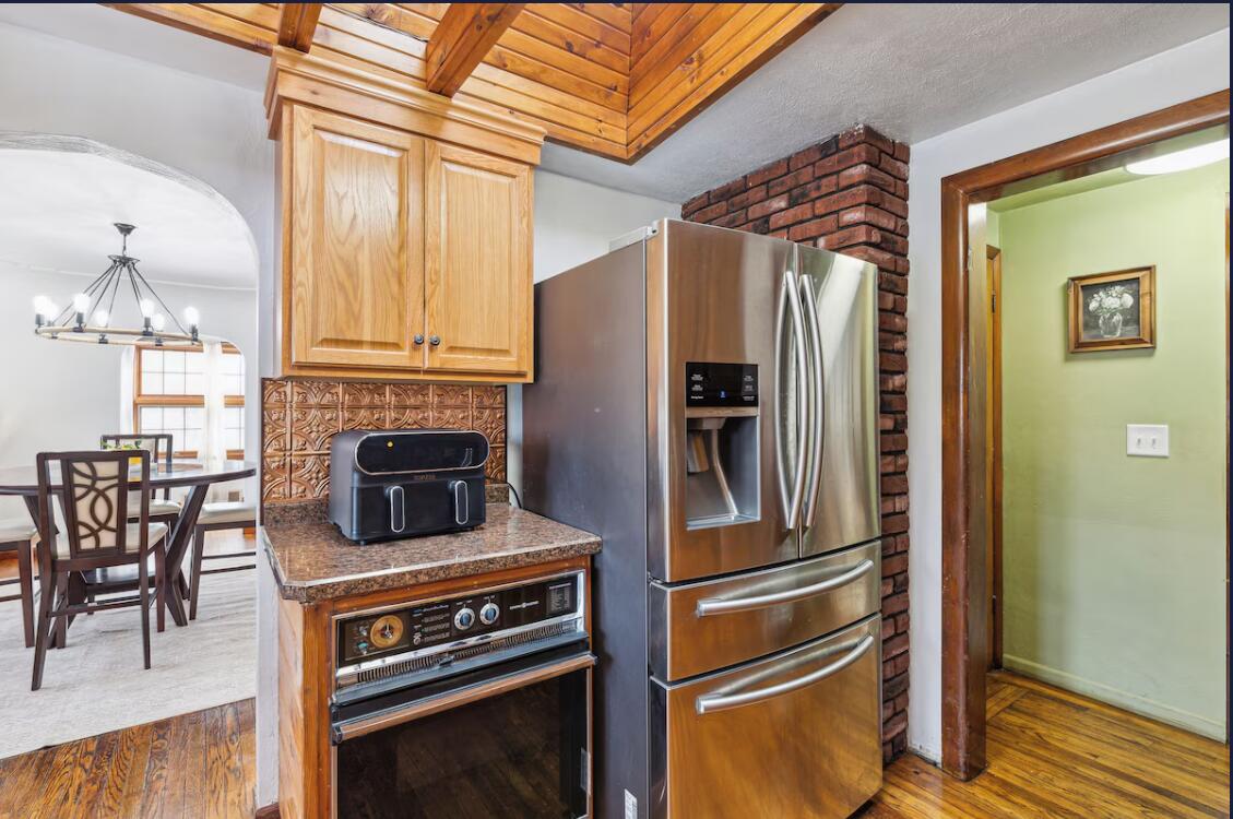 11089 4 Mile Road Battle Creek, MI 49015 - Photo 14 of 39 Kitchen