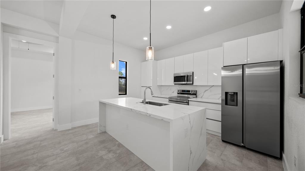 9 Tee View Road Rotonda West, FL 33947 - Photo 16 of 38 Gallery Image 16