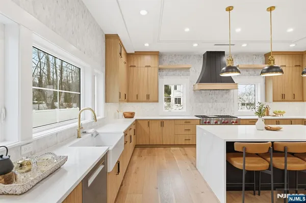$3,499,000 | 470 White Oak Ridge Road, Short Hills, NJ 07078