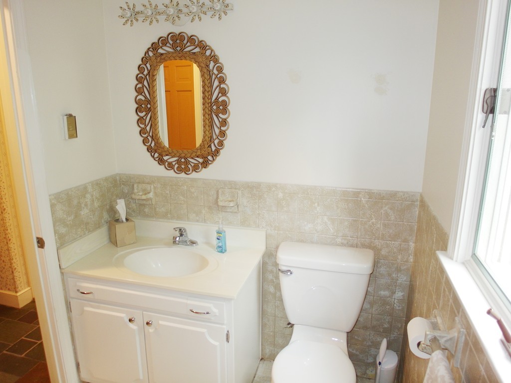 3 Merifield Lane Natick, MA 01760 - Photo 12 of 30 Gallery Image 12