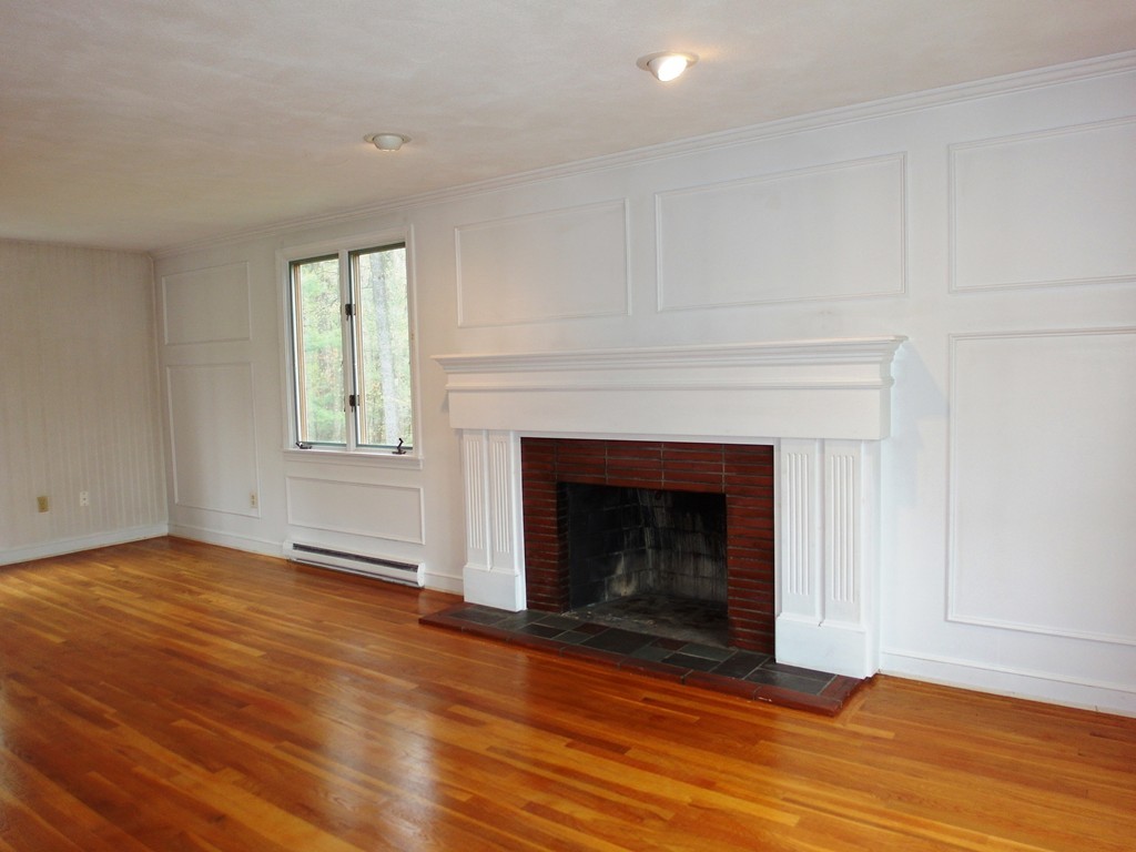 3 Merifield Lane Natick, MA 01760 - Photo 4 of 30 Gallery Image 4