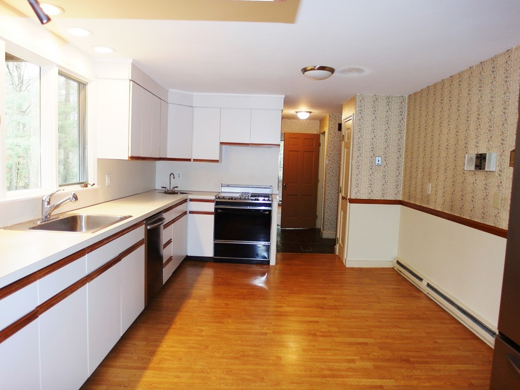 3 Merifield Lane Natick, MA 01760 - Photo 8 of 30 Gallery Image 8