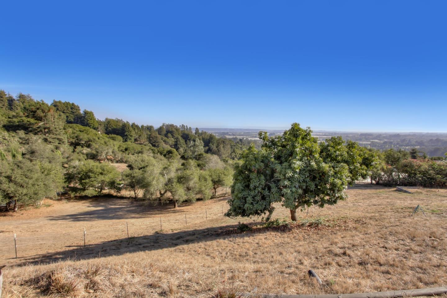 990 Smith Road Watsonville, CA 95076 - Photo 44 of 63 a view of a yard with mountain view