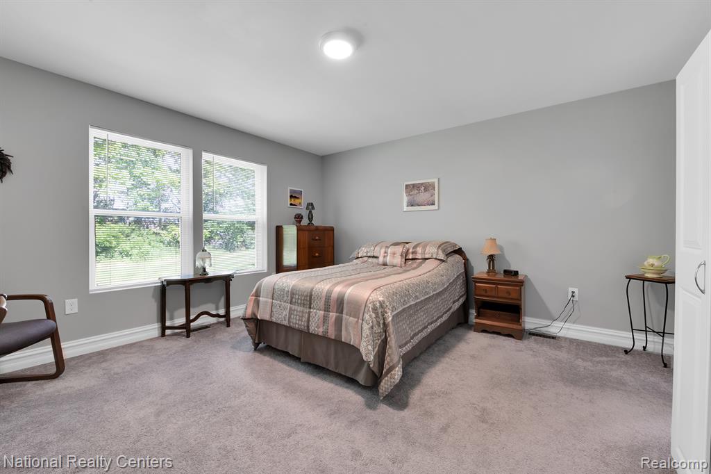 808 Chelsea Ridge Court, Unit 22 Howell, MI 48843 - Photo 13 of 26