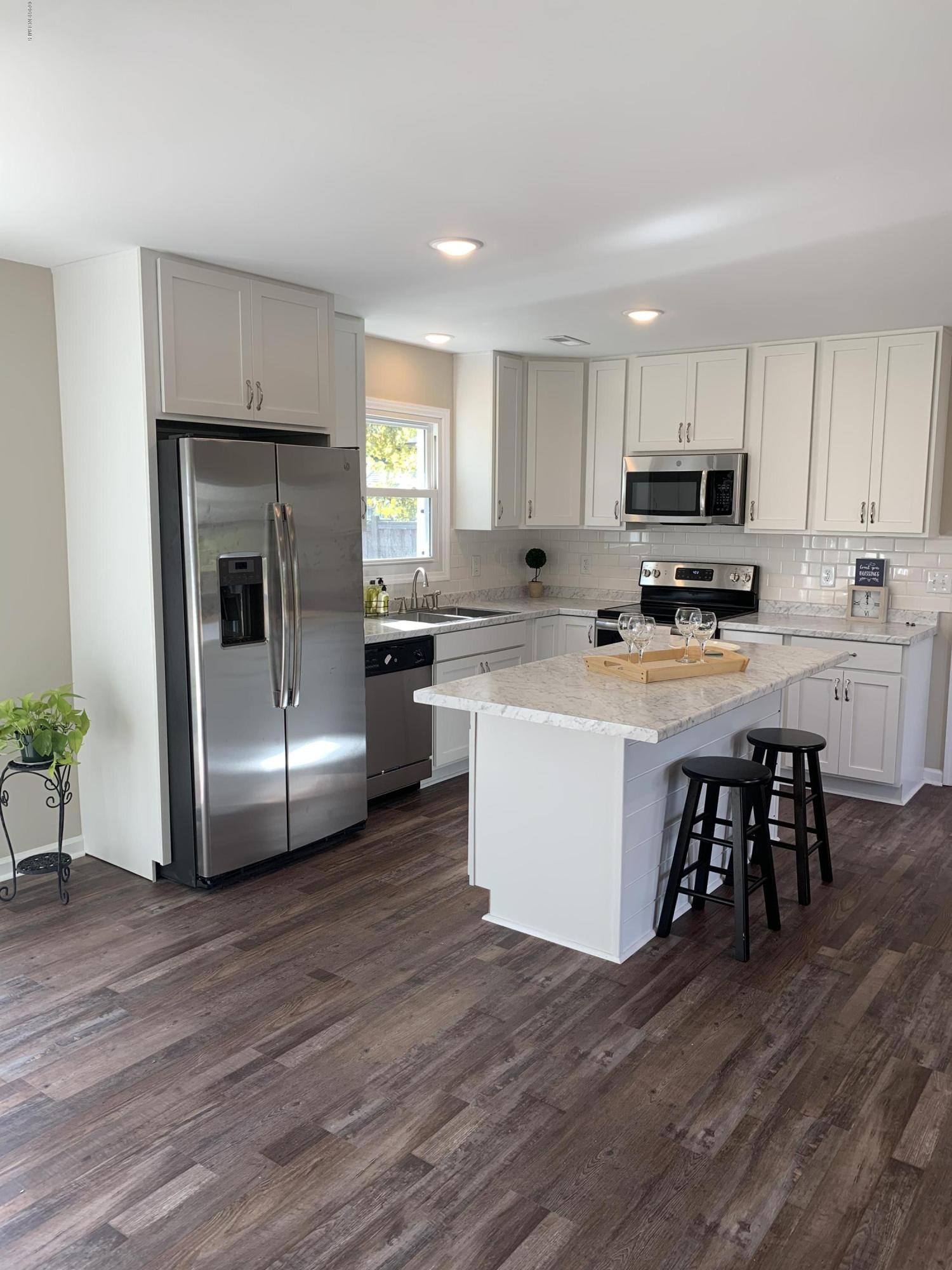 421 Bodega Bay Road Wilmington, NC 28412 - Photo 6 of 23 Kitchen 3