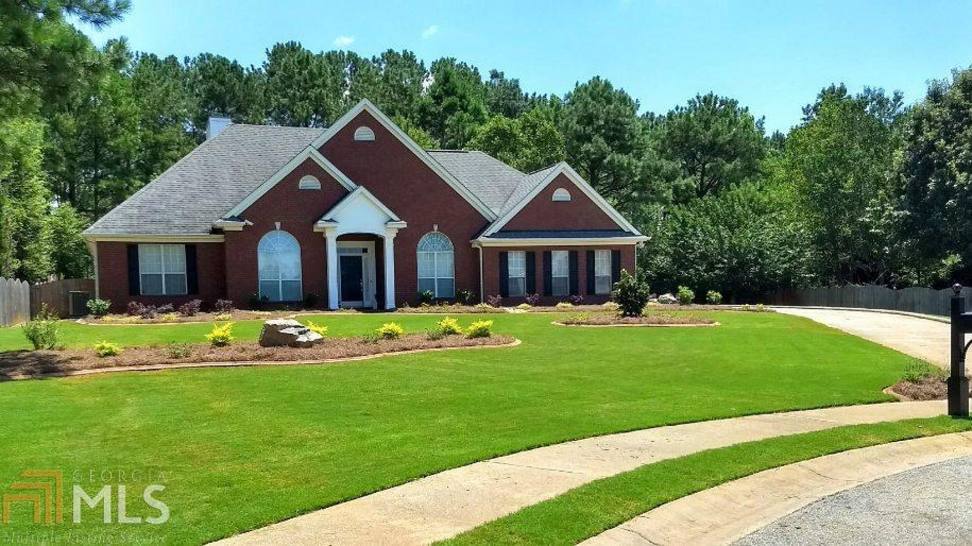 310 Saddle Ridge Way Fayetteville, GA 30215 - Photo 1 of 1 N