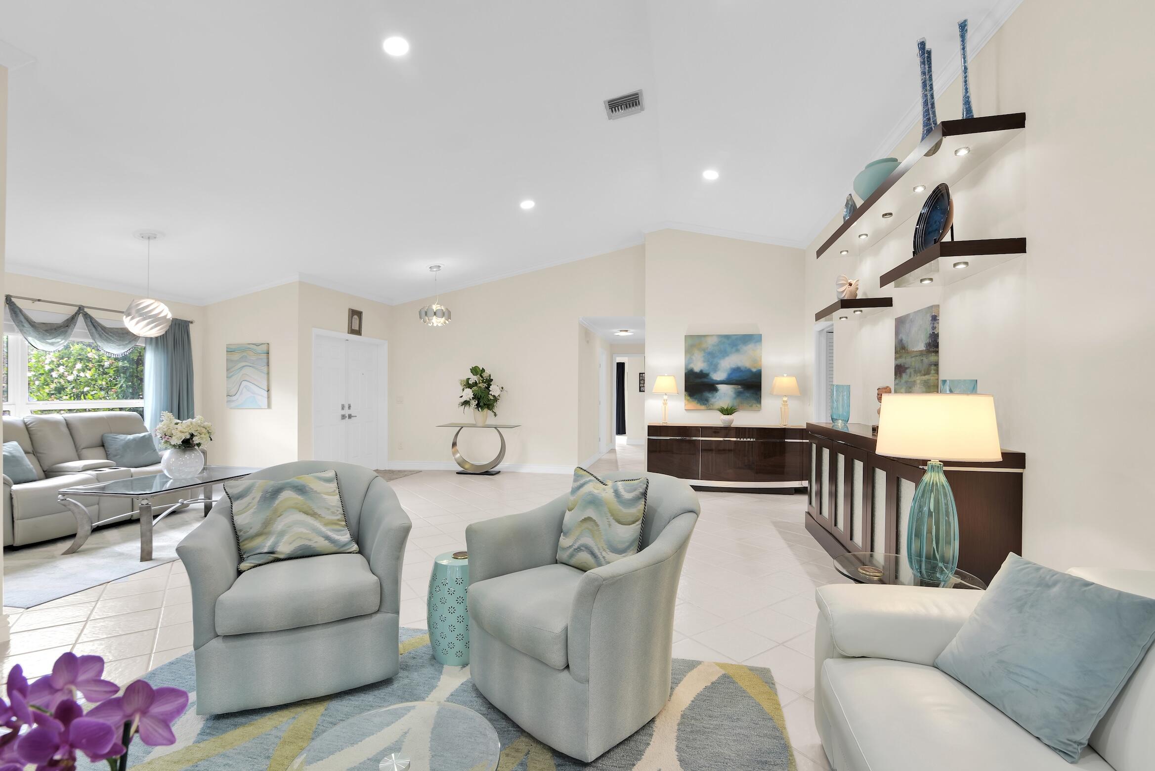 21368 Bridgeview Drive Boca Raton, FL 33428 - Photo 31 of 67 Living Room