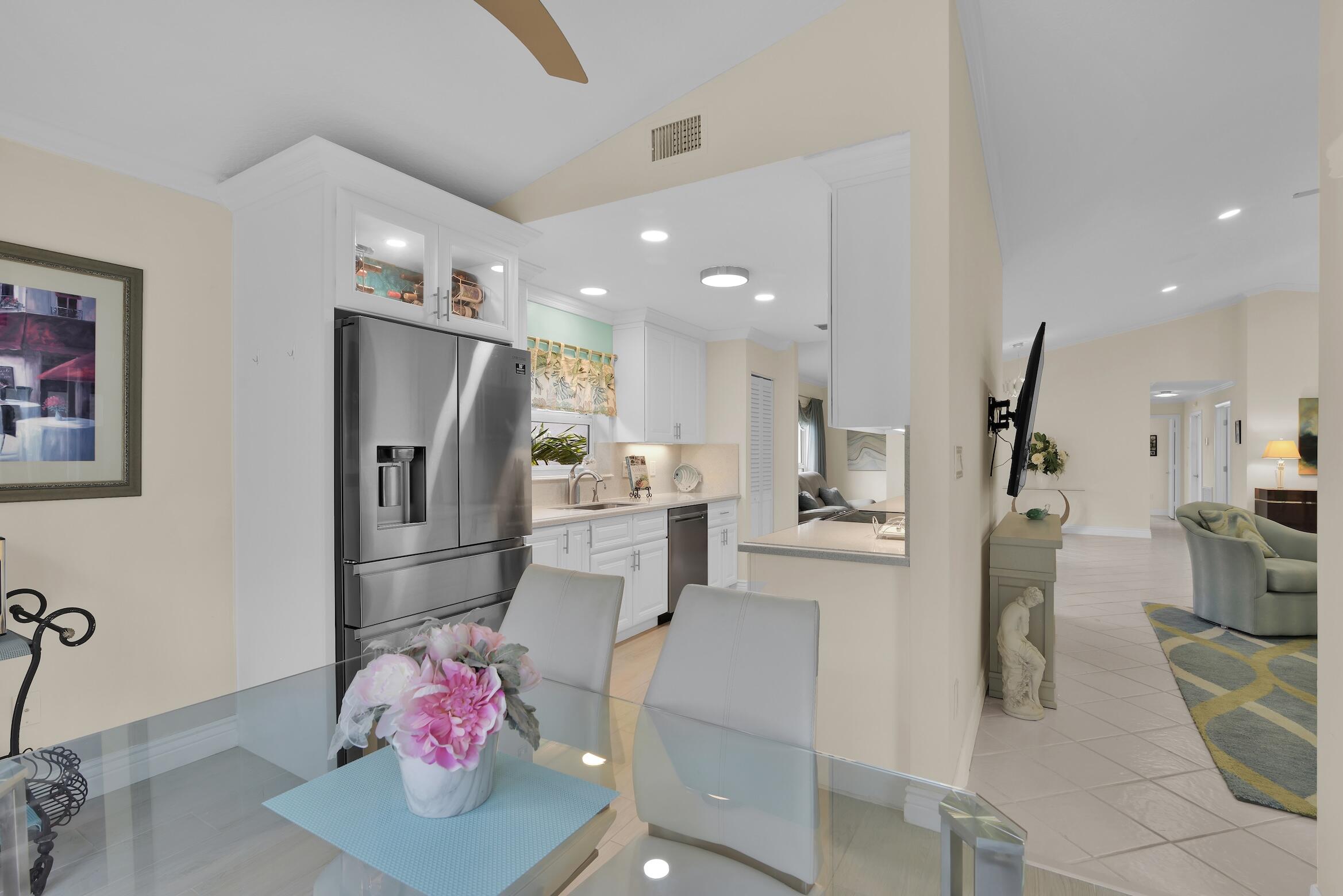 21368 Bridgeview Drive Boca Raton, FL 33428 - Photo 34 of 67 Breakfast Area