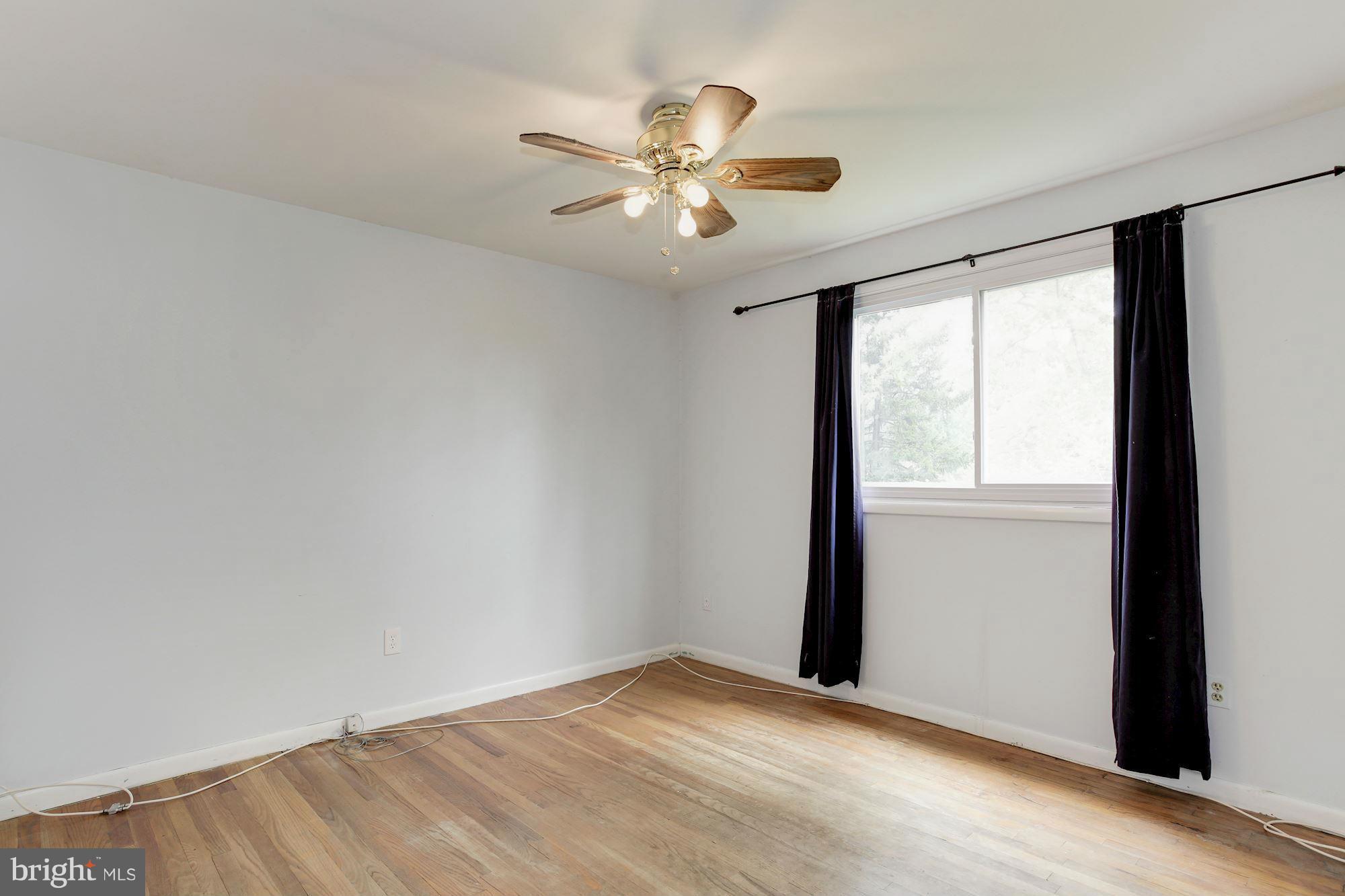 12121 Kerwood Road Silver Spring, MD 20904 - Photo 20 of 30 Bedroom 3