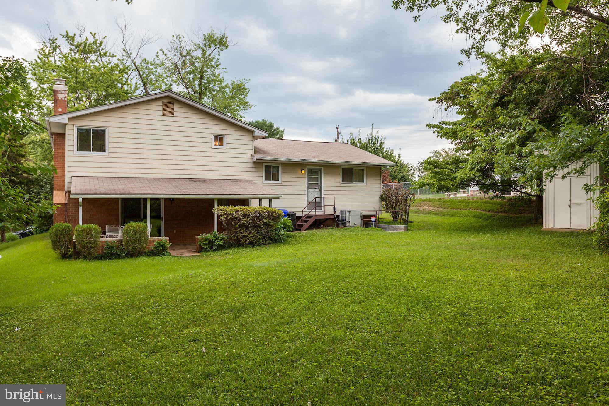 12121 Kerwood Road Silver Spring, MD 20904 - Photo 28 of 30 Exterior (Rear)
