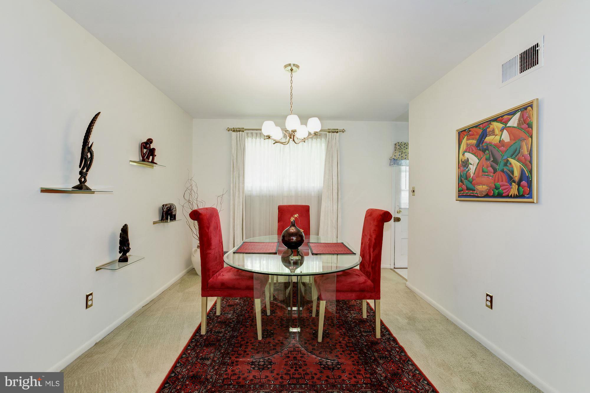 12121 Kerwood Road Silver Spring, MD 20904 - Photo 9 of 30 Dining Room