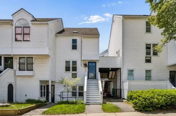 $300,000 | 4 Montgomery Street, Concord, NH 03301