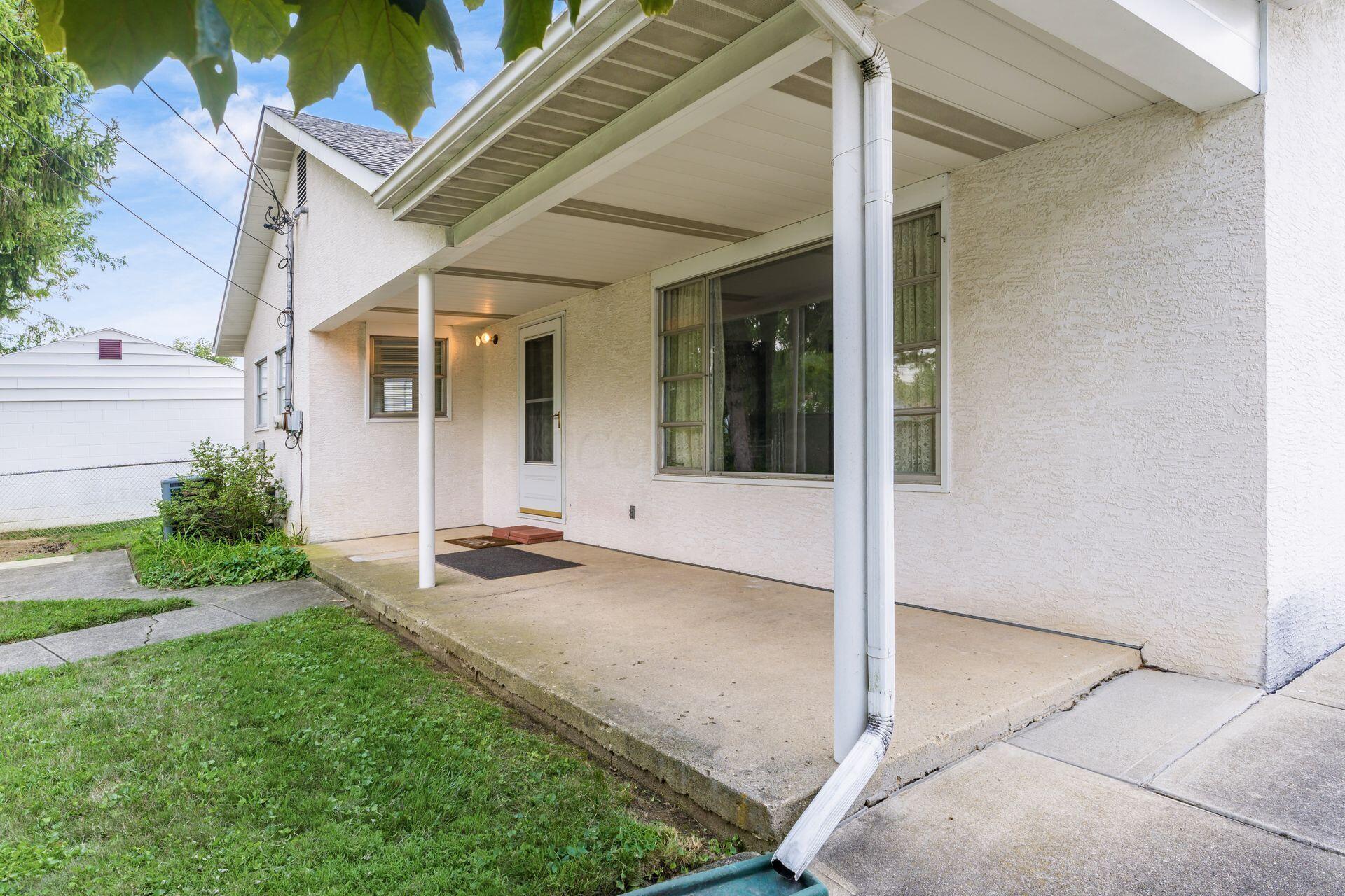 1088 Acton Road Columbus, OH 43224 - Photo 5 of 53 007_ Rd Columbus OH 43224 USA
