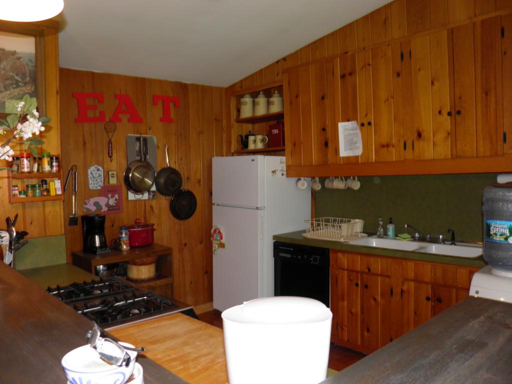 284 Plunkton Road Warren, VT 05674 - Photo 8 of 12