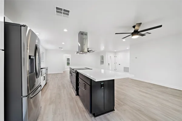 $2,650 | 5703 De Milo Drive, Houston, TX 77092