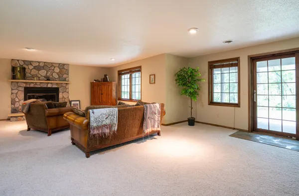 $700,000 | 8980 160th Lane Northwest, Ramsey, MN 55303