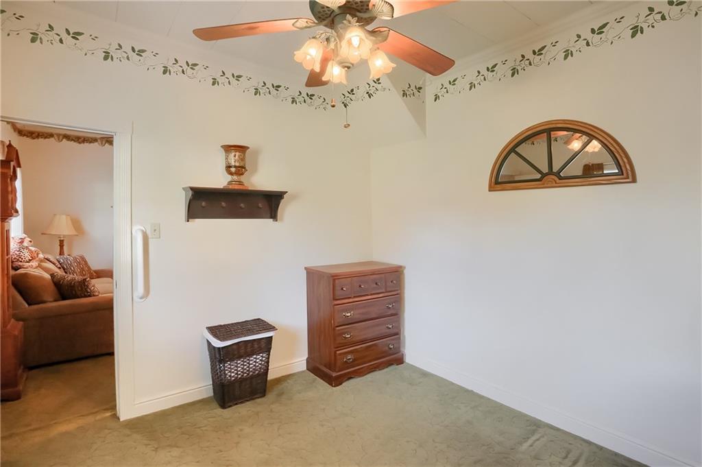 5552 Grubbs Road Gibsonia, PA 15044 - Photo 12 of 25 Gallery Image 12