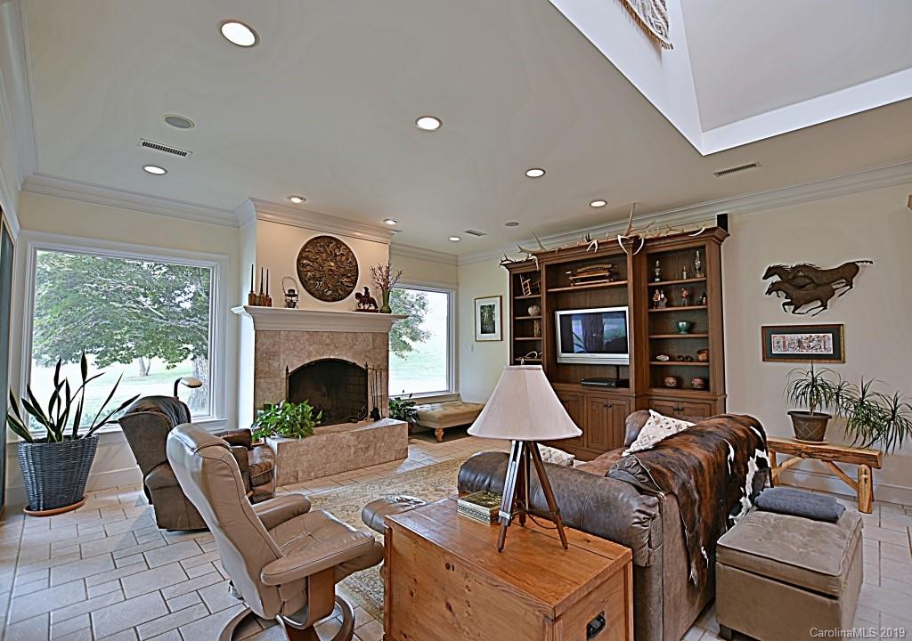 1559 Riverside Road Lancaster, SC 29720 - Photo 7 of 48 Gallery Image 7