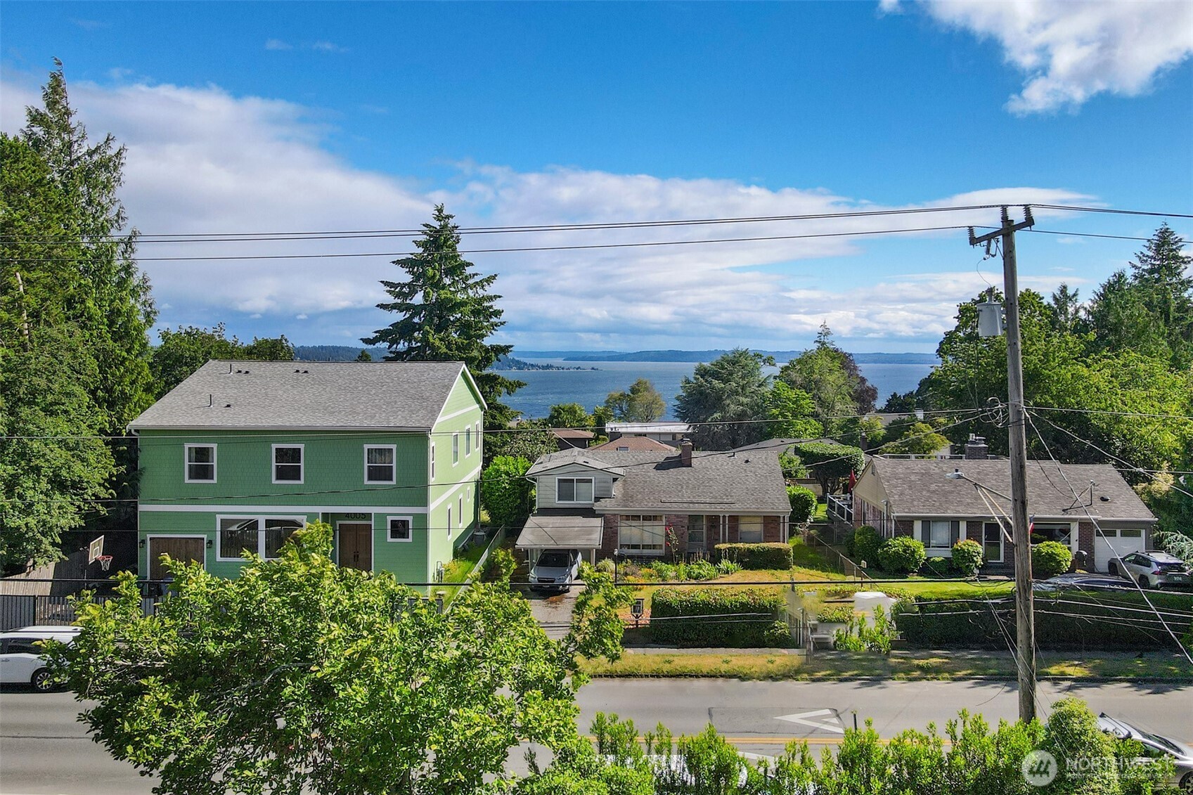 4010 Southwest 106th Street Seattle, WA 98146 - Photo 6 of 11