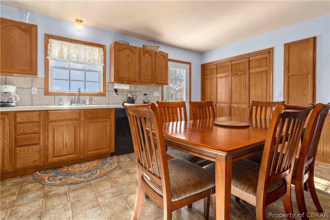 13311 Lodore Road Amelia Court House, VA 23002 - Photo 12 of 34