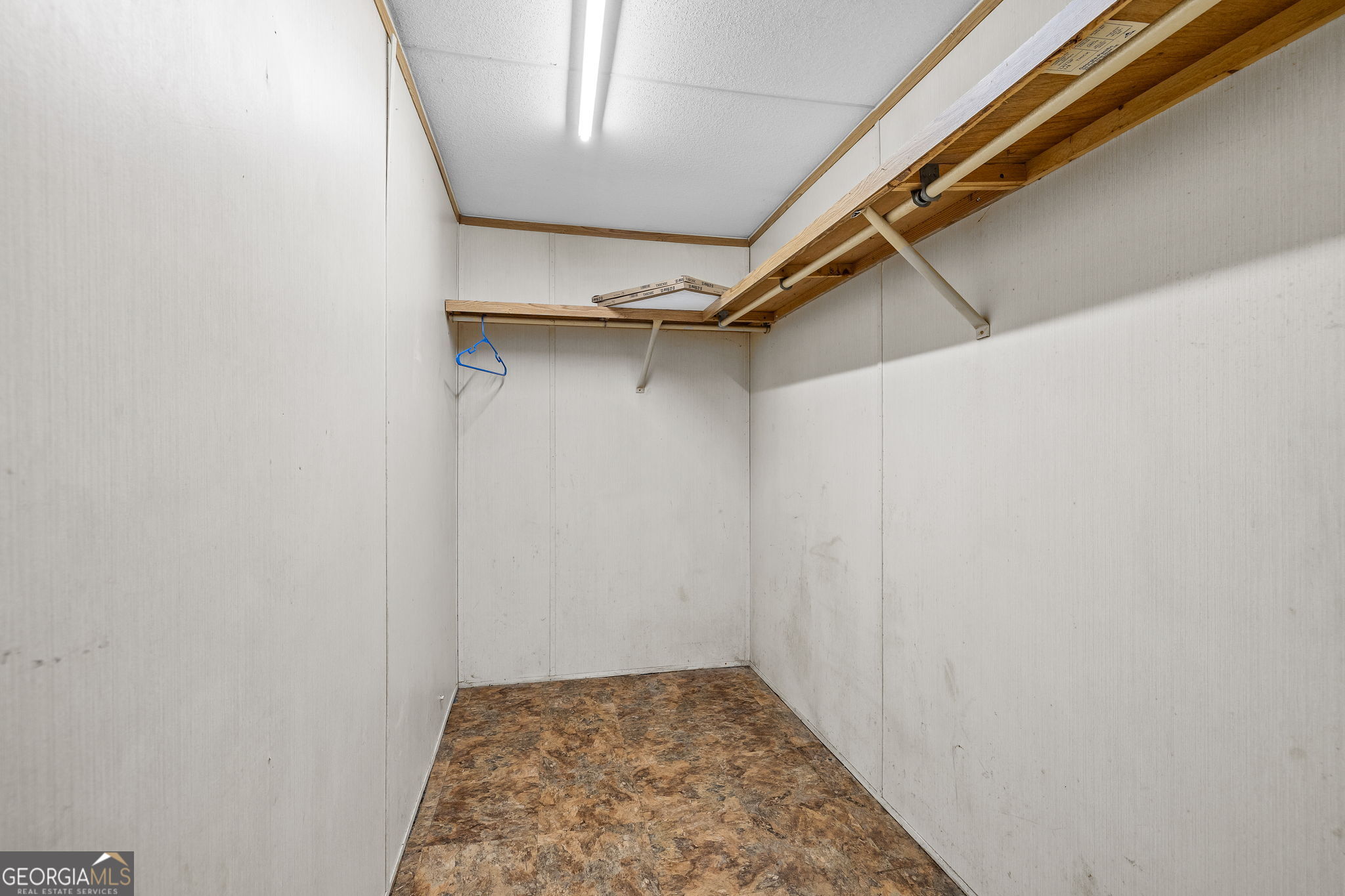 401 Otis Brown Road Baldwin, GA 30511 - Photo 13 of 23 a view of hallway