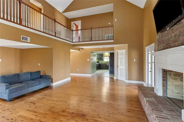 $250,000 | 30381 Highway 23, Buras, LA 70041