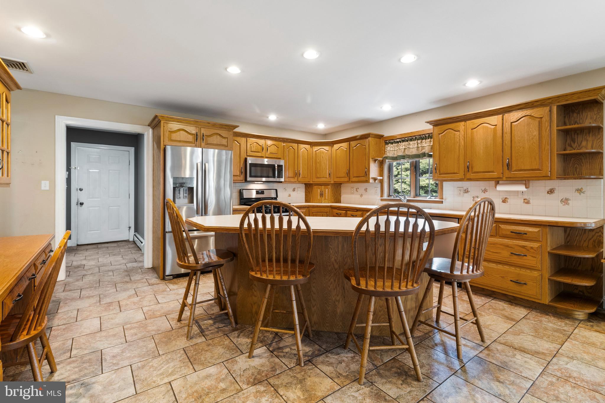 100 Round Hill Road Kennett Square, PA 19348 - Photo 12 of 52 Kitchen