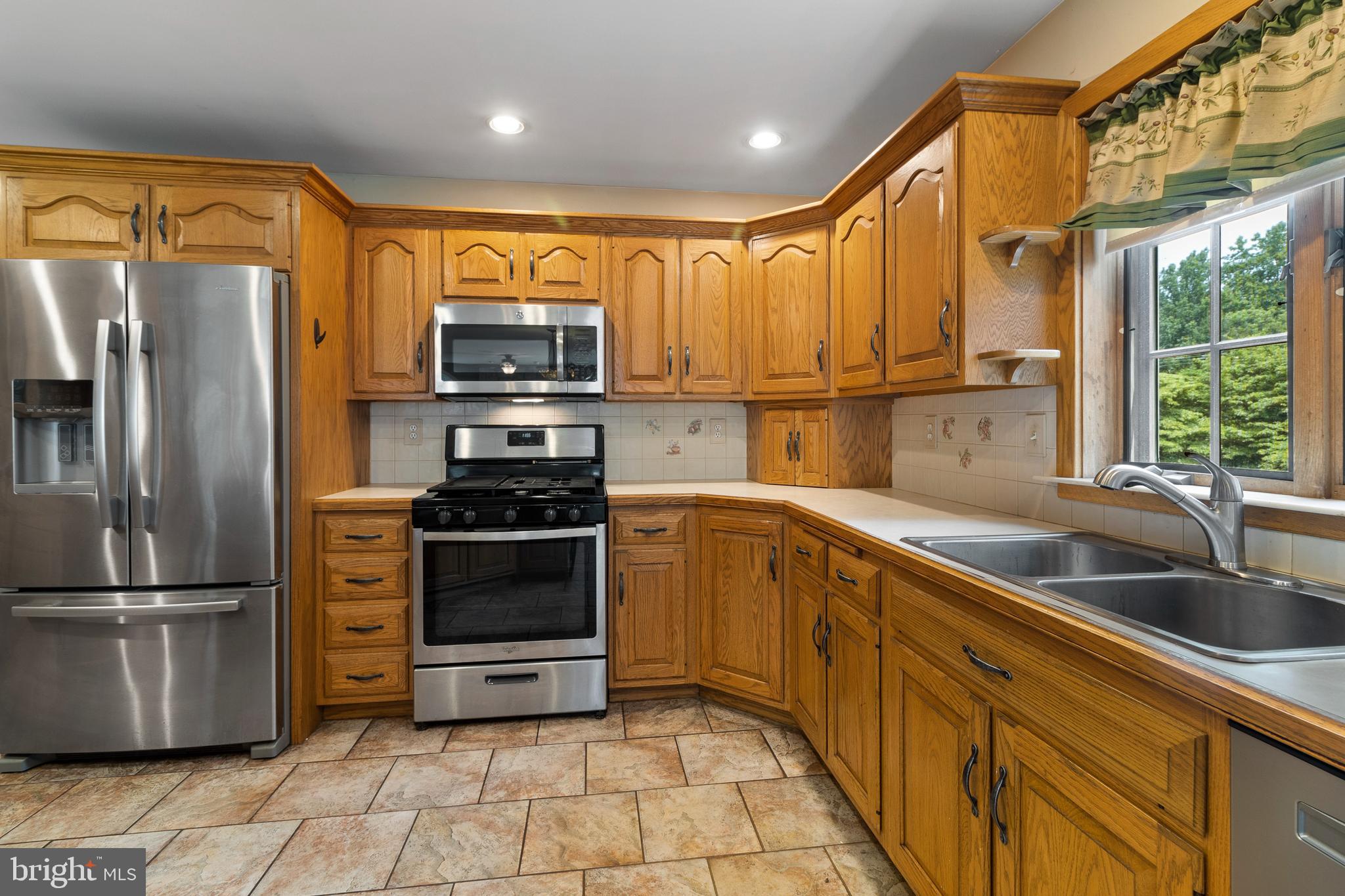 100 Round Hill Road Kennett Square, PA 19348 - Photo 13 of 52 Kitchen