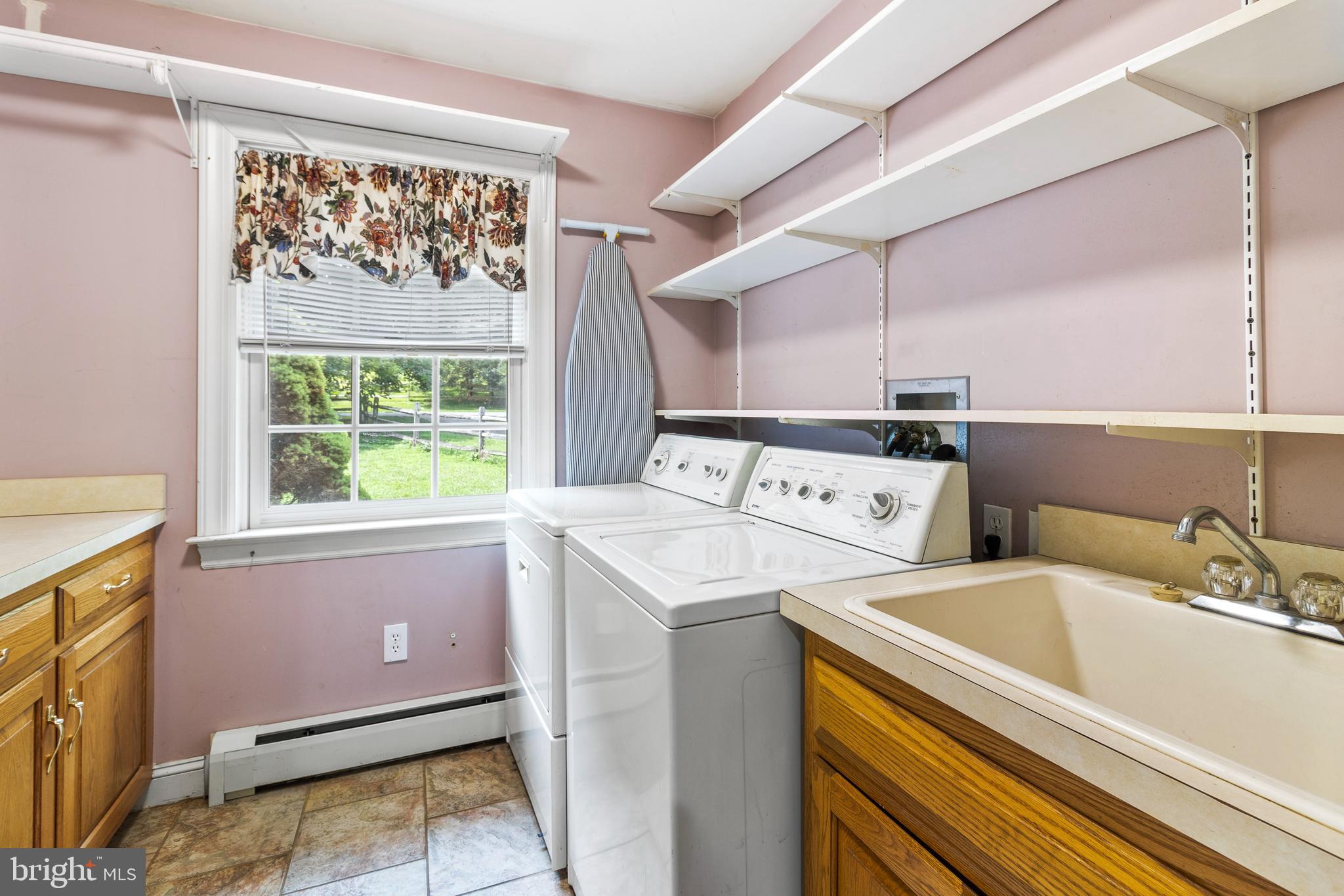 100 Round Hill Road Kennett Square, PA 19348 - Photo 20 of 52 Laundry Room