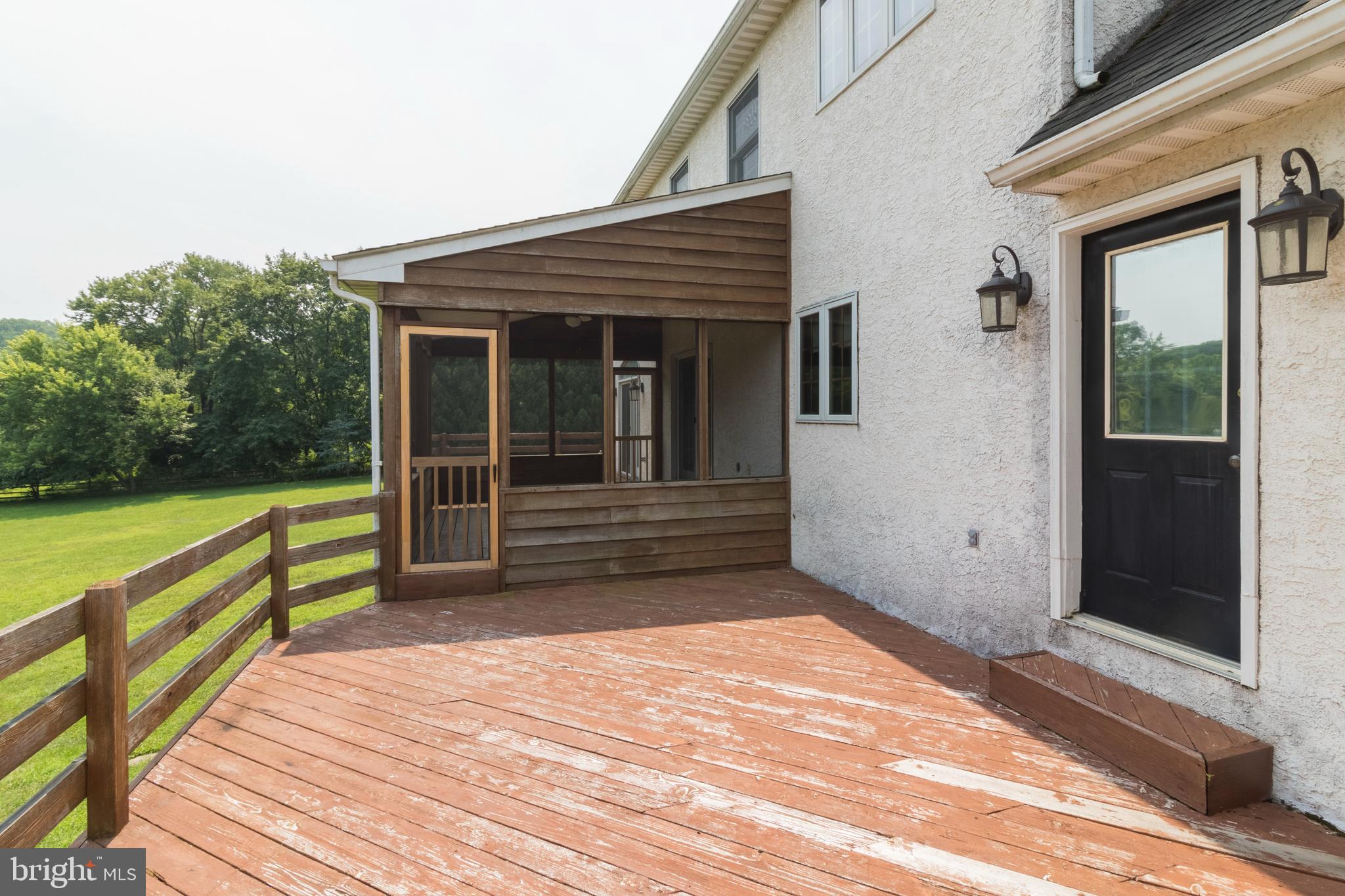 100 Round Hill Road Kennett Square, PA 19348 - Photo 45 of 52 Deck