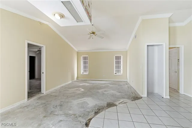 $419,999 | 329 Southeast 33rd Terrace, Cape Coral, FL 33904