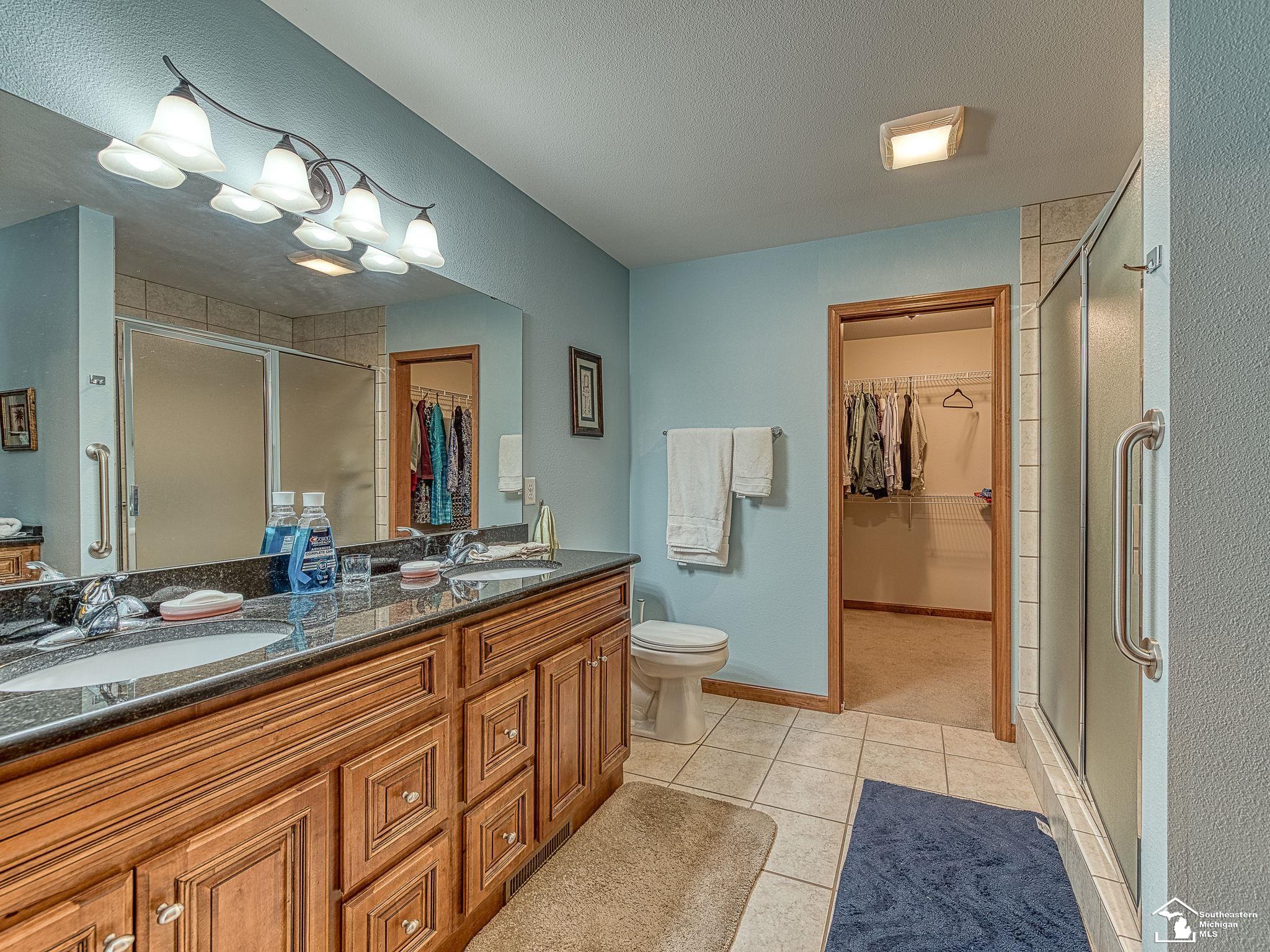 2816 Floyd Road Lambertville, MI 48144 - Photo 14 of 31 50172221-a4ddb999-acd3-499e-b0f6-480be4afa80c.JPG